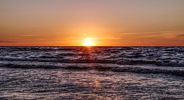 Puestas de sol con vista al mar